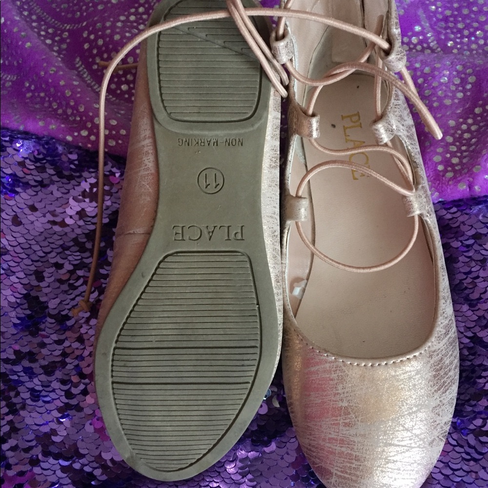 Girls shoes